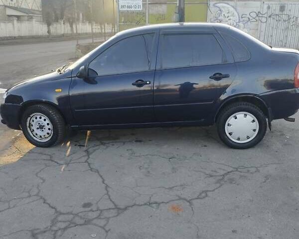 Синий ВАЗ Калина, объемом двигателя 1.39 л и пробегом 122 тыс. км за 1700 $, фото 2 на Automoto.ua