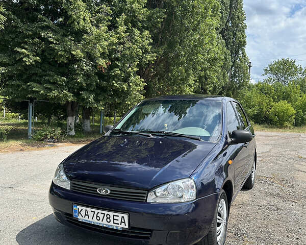 Синій ВАЗ Калина, об'ємом двигуна 1.39 л та пробігом 150 тис. км за 2200 $, фото 1 на Automoto.ua