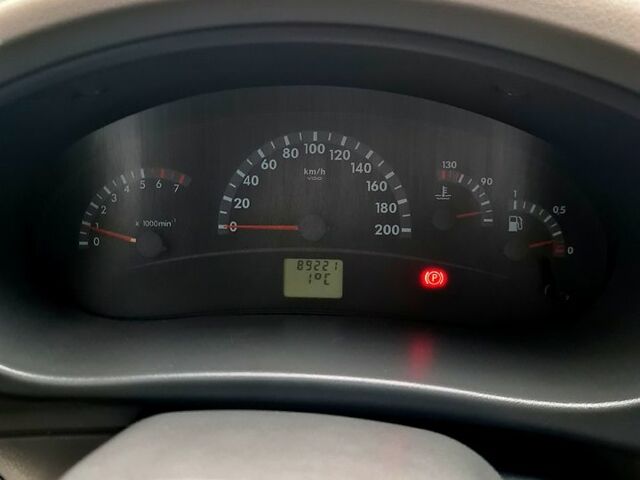 Синий ВАЗ Kalina, объемом двигателя 1.4 л и пробегом 89 тыс. км за 2000 $, фото 1 на Automoto.ua