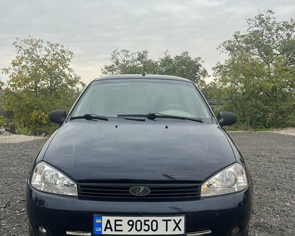 Синий ВАЗ Калина, объемом двигателя 1.39 л и пробегом 185 тыс. км за 2250 $, фото 1 на Automoto.ua