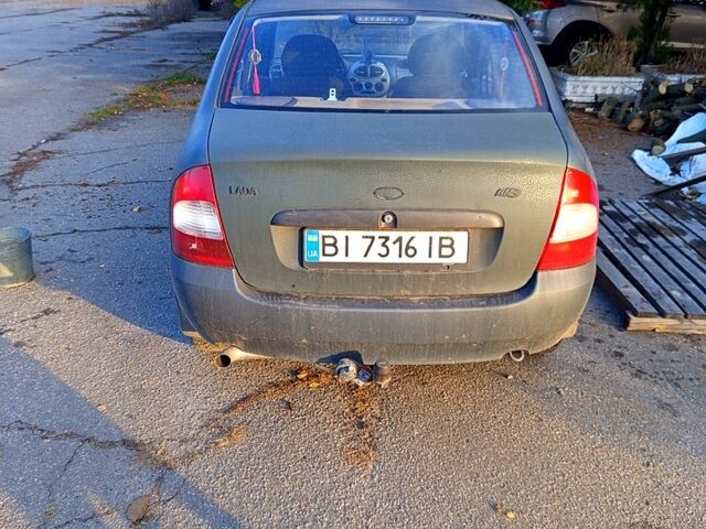 Синий ВАЗ Kalina, объемом двигателя 1.6 л и пробегом 175 тыс. км за 1600 $, фото 4 на Automoto.ua
