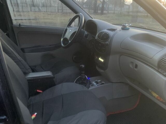 Синій ВАЗ Калина, об'ємом двигуна 1.6 л та пробігом 200 тис. км за 1100 $, фото 3 на Automoto.ua