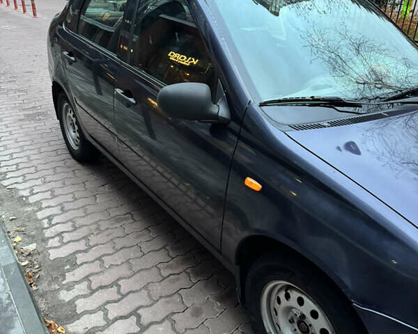 Синий ВАЗ Калина, объемом двигателя 1.39 л и пробегом 116 тыс. км за 2335 $, фото 2 на Automoto.ua