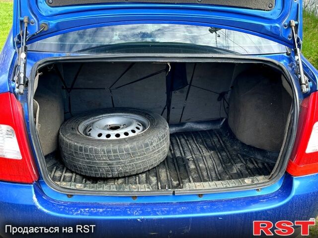 Синий ВАЗ Kalina, объемом двигателя 16 л и пробегом 127 тыс. км за 1600 $, фото 8 на Automoto.ua