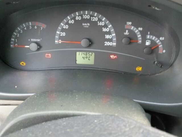 Синій ВАЗ Калина, об'ємом двигуна 1.4 л та пробігом 115 тис. км за 2000 $, фото 4 на Automoto.ua