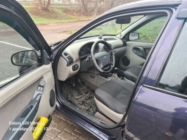 Синий ВАЗ Калина, объемом двигателя 1.4 л и пробегом 89 тыс. км за 1800 $, фото 3 на Automoto.ua