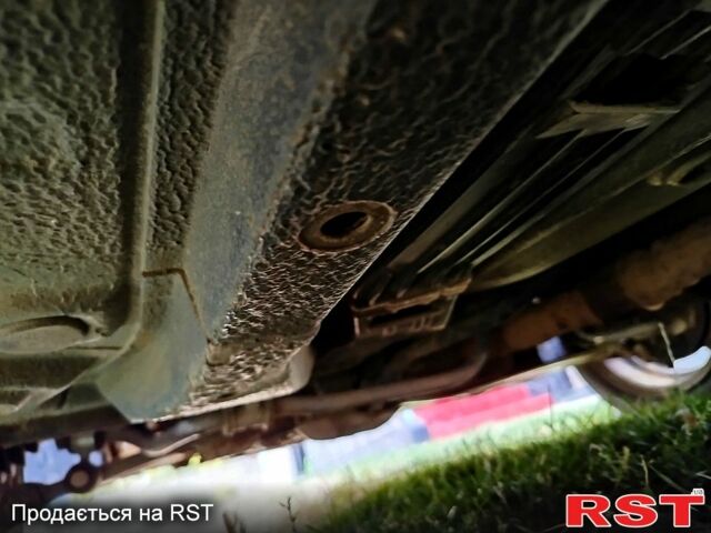 Синий ВАЗ Kalina, объемом двигателя 1.4 л и пробегом 160 тыс. км за 2200 $, фото 4 на Automoto.ua