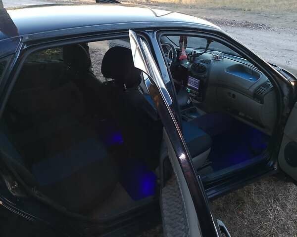 Синий ВАЗ Калина, объемом двигателя 1.4 л и пробегом 180 тыс. км за 2400 $, фото 6 на Automoto.ua