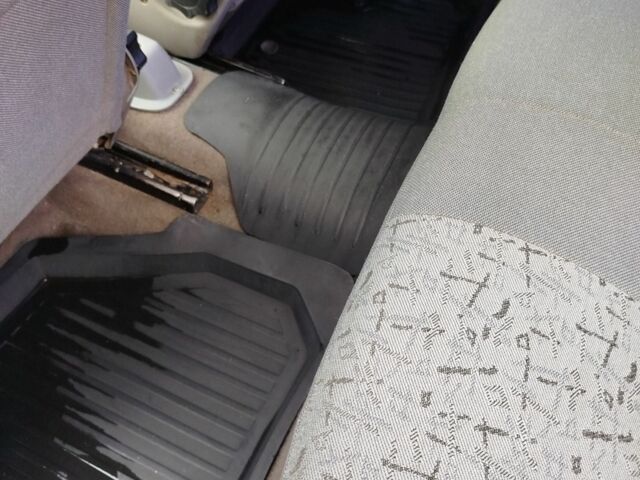 Синий ВАЗ Калина, объемом двигателя 1.6 л и пробегом 218 тыс. км за 1650 $, фото 13 на Automoto.ua