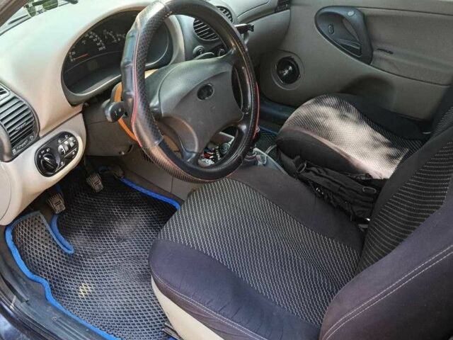 Синий ВАЗ Калина, объемом двигателя 1.6 л и пробегом 184 тыс. км за 1569 $, фото 7 на Automoto.ua