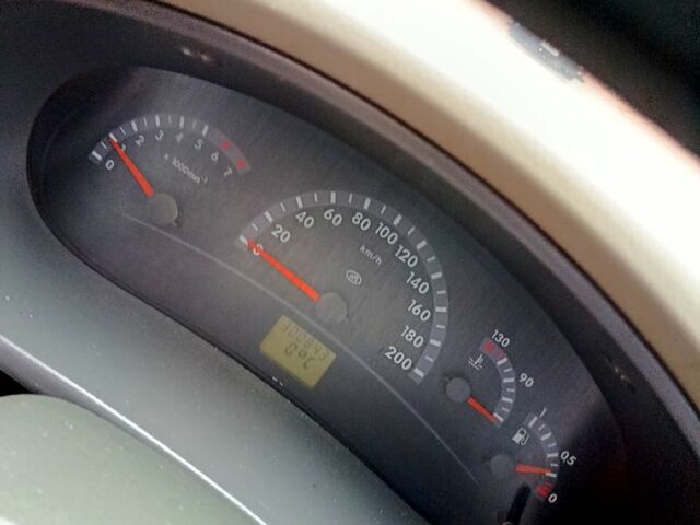 Синий ВАЗ Kalina, объемом двигателя 1.6 л и пробегом 300 тыс. км за 1300 $, фото 10 на Automoto.ua