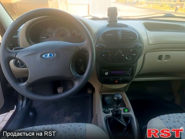 Синий ВАЗ Kalina, объемом двигателя 1.4 л и пробегом 83 тыс. км за 3200 $, фото 12 на Automoto.ua