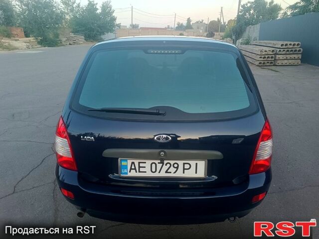 Синий ВАЗ Kalina, объемом двигателя 1.4 л и пробегом 83 тыс. км за 3200 $, фото 3 на Automoto.ua