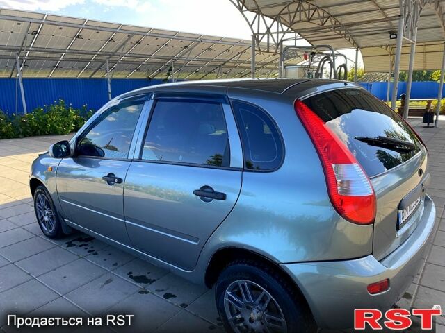 Зеленый ВАЗ Kalina, объемом двигателя 1.6 л и пробегом 183 тыс. км за 2000 $, фото 4 на Automoto.ua