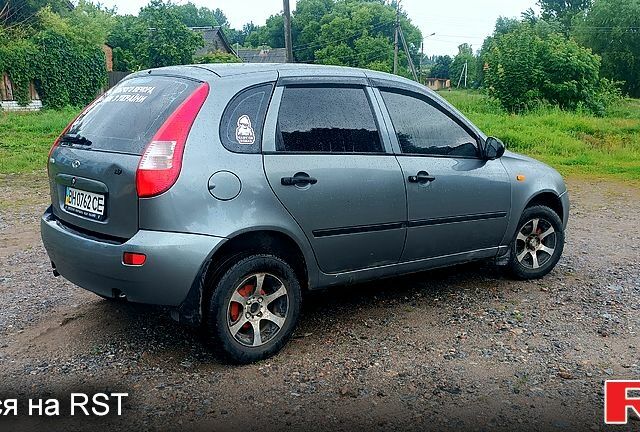 Зеленый ВАЗ Kalina, объемом двигателя 1.6 л и пробегом 1000 тыс. км за 1500 $, фото 3 на Automoto.ua