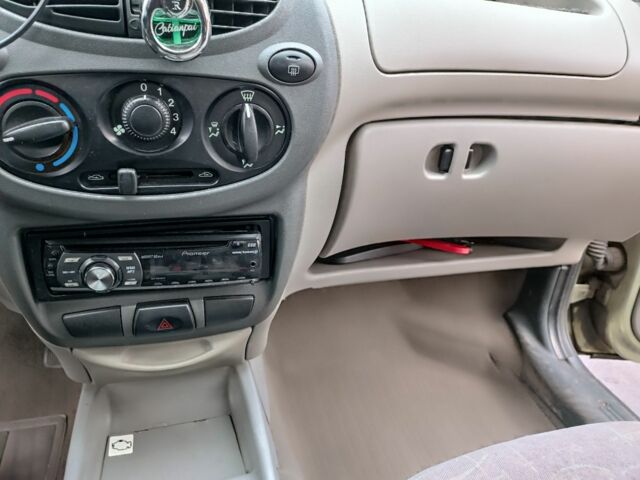 Зеленый ВАЗ Калина, объемом двигателя 0 л и пробегом 36 тыс. км за 2800 $, фото 2 на Automoto.ua