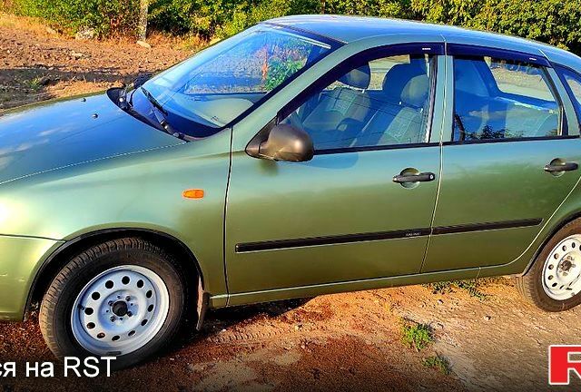 Зеленый ВАЗ Kalina, объемом двигателя 1.4 л и пробегом 84 тыс. км за 2890 $, фото 4 на Automoto.ua