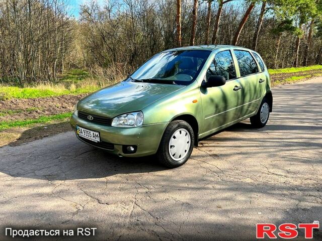 Зелений ВАЗ Kalina, об'ємом двигуна 1.6 л та пробігом 114 тис. км за 3200 $, фото 1 на Automoto.ua