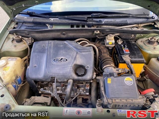 Зеленый ВАЗ Kalina, объемом двигателя 1.6 л и пробегом 78 тыс. км за 2700 $, фото 6 на Automoto.ua