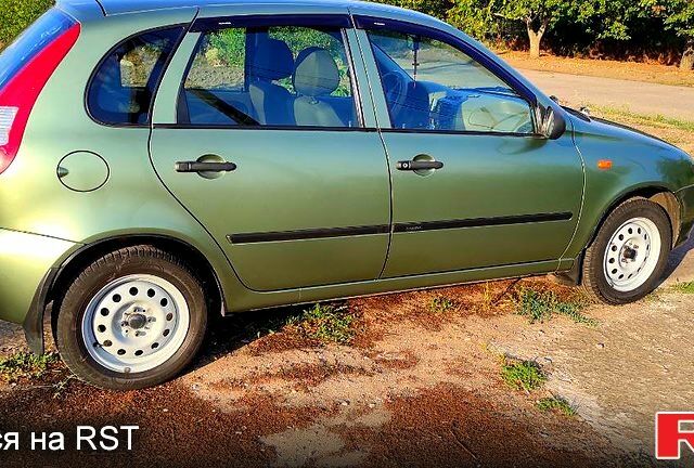 Зеленый ВАЗ Kalina, объемом двигателя 1.4 л и пробегом 84 тыс. км за 2890 $, фото 3 на Automoto.ua