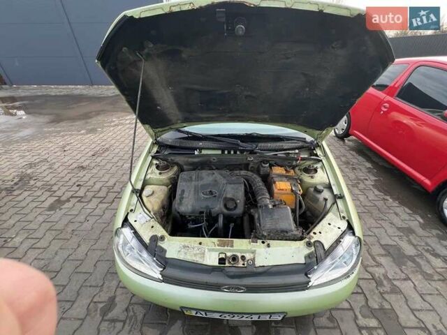 Зелений ВАЗ Калина, об'ємом двигуна 0 л та пробігом 250 тис. км за 1400 $, фото 4 на Automoto.ua