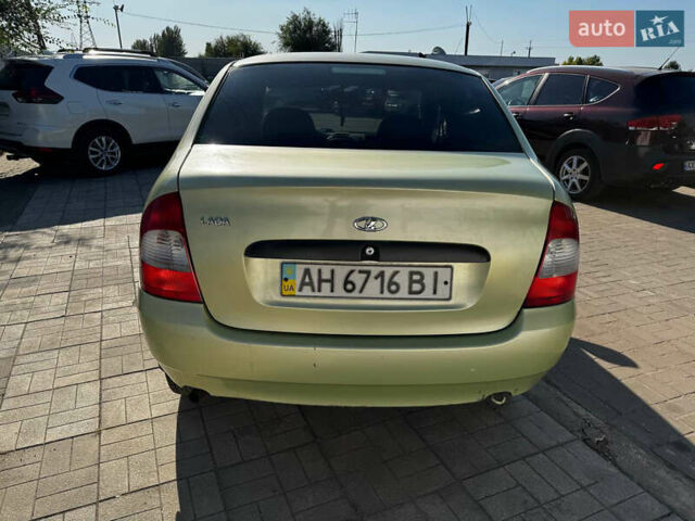 Зеленый ВАЗ Калина, объемом двигателя 1.6 л и пробегом 150 тыс. км за 1699 $, фото 4 на Automoto.ua