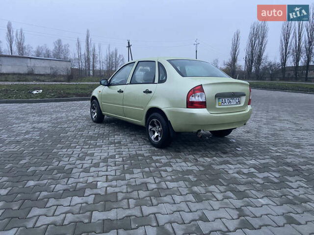 Зелений ВАЗ Калина, об'ємом двигуна 1.6 л та пробігом 88 тис. км за 2200 $, фото 7 на Automoto.ua