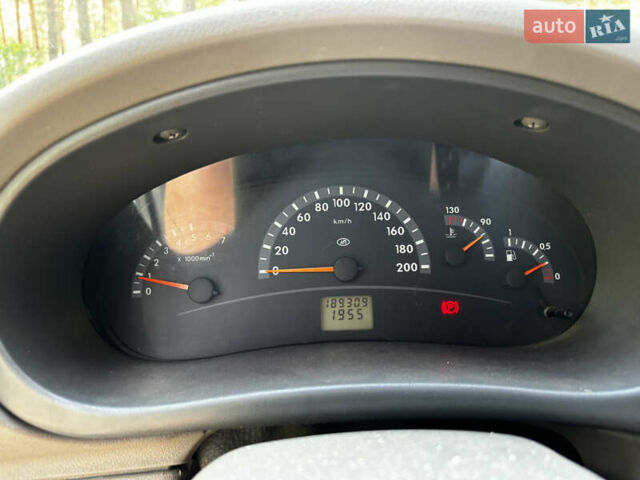 Зелений ВАЗ Калина, об'ємом двигуна 1.6 л та пробігом 190 тис. км за 2000 $, фото 5 на Automoto.ua