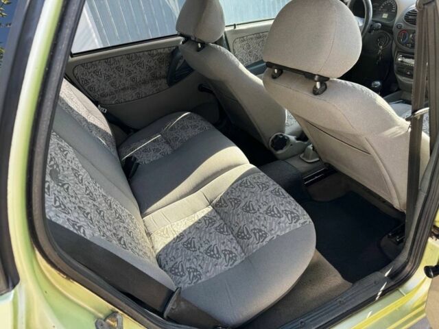 Зелений ВАЗ Калина, об'ємом двигуна 1.6 л та пробігом 150 тис. км за 1699 $, фото 13 на Automoto.ua