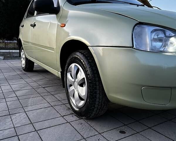 Зеленый ВАЗ Калина, объемом двигателя 1.6 л и пробегом 175 тыс. км за 1550 $, фото 8 на Automoto.ua