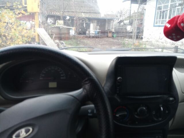 Зеленый ВАЗ Калина, объемом двигателя 1.6 л и пробегом 170 тыс. км за 1600 $, фото 1 на Automoto.ua