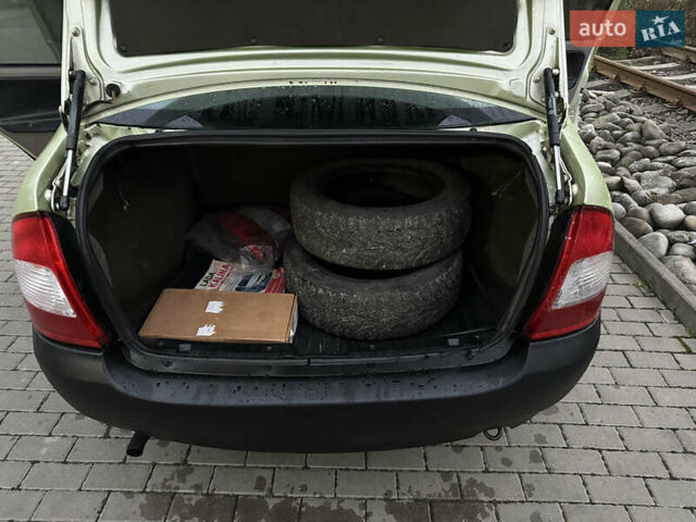 ВАЗ Калина 2006 в Ивано-Франковске на Automoto.ua Зеленый ВАЗ Калина, объемом двигателя 1.5 л и пробегом 170 тыс. км за 1260 $, фото 8 на Automoto.ua