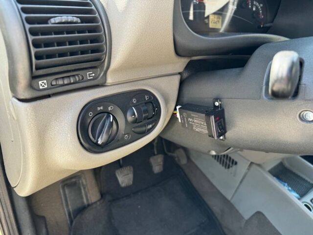 Зелений ВАЗ Калина, об'ємом двигуна 1.6 л та пробігом 150 тис. км за 1699 $, фото 6 на Automoto.ua