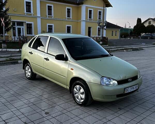 Зеленый ВАЗ Калина, объемом двигателя 1.6 л и пробегом 175 тыс. км за 1550 $, фото 2 на Automoto.ua