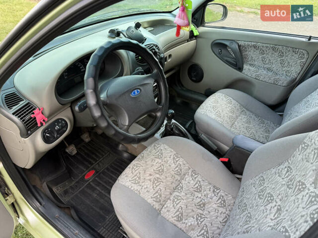 ВАЗ Калина 2006 в Ладыжин на Automoto.ua Зеленый ВАЗ Калина, объемом двигателя 1.6 л и пробегом 129 тыс. км за 2400 $, фото 31 на Automoto.ua