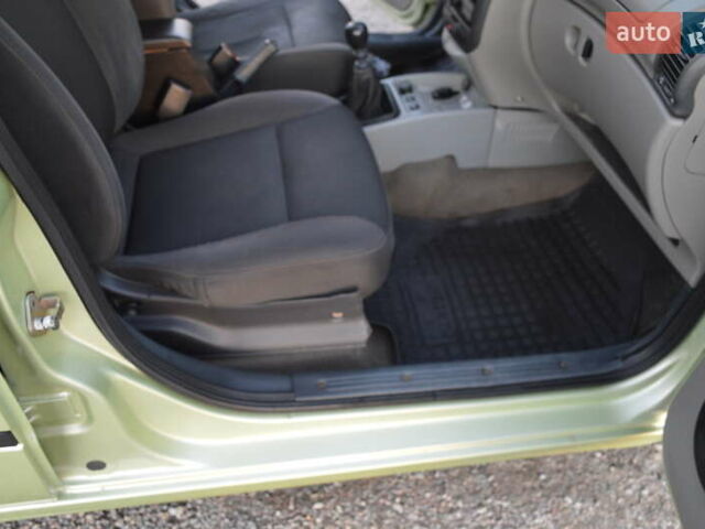 Зеленый ВАЗ Калина, объемом двигателя 1.6 л и пробегом 271 тыс. км за 2800 $, фото 16 на Automoto.ua