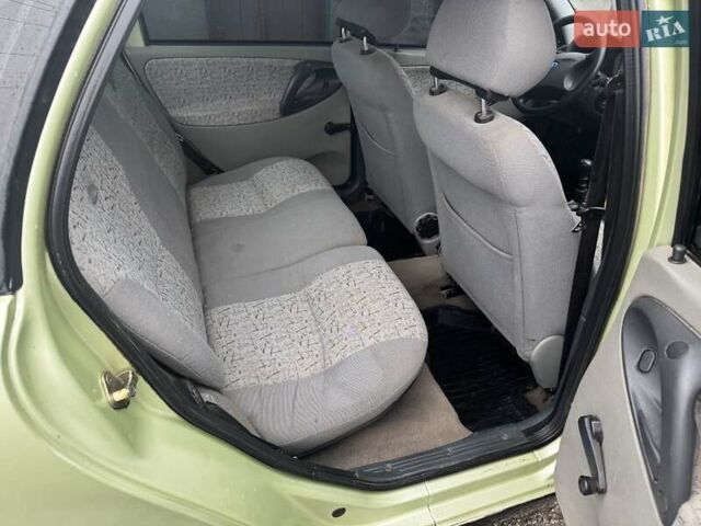 Зеленый ВАЗ Калина, объемом двигателя 1.6 л и пробегом 153 тыс. км за 1650 $, фото 13 на Automoto.ua