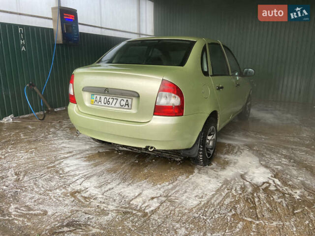 Зелений ВАЗ Калина, об'ємом двигуна 1.6 л та пробігом 88 тис. км за 2200 $, фото 2 на Automoto.ua