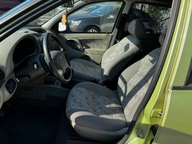 Зелений ВАЗ Калина, об'ємом двигуна 1.6 л та пробігом 150 тис. км за 1699 $, фото 5 на Automoto.ua