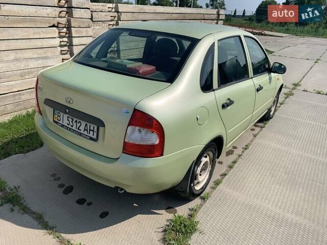 Зеленый ВАЗ Калина, объемом двигателя 1.6 л и пробегом 130 тыс. км за 2250 $, фото 2 на Automoto.ua