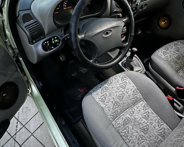 Зеленый ВАЗ Калина, объемом двигателя 1.6 л и пробегом 175 тыс. км за 1550 $, фото 21 на Automoto.ua