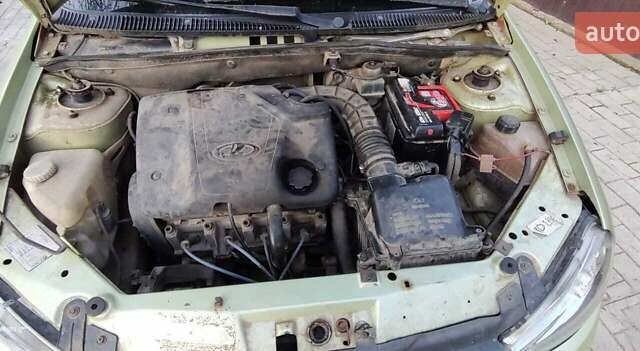 Зеленый ВАЗ Калина, объемом двигателя 1.6 л и пробегом 257 тыс. км за 2000 $, фото 2 на Automoto.ua