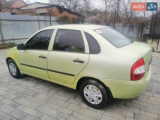 Зеленый ВАЗ Калина, объемом двигателя 1.6 л и пробегом 159 тыс. км за 1700 $, фото 4 на Automoto.ua