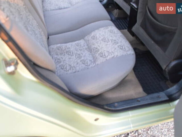 Зеленый ВАЗ Калина, объемом двигателя 1.6 л и пробегом 271 тыс. км за 2800 $, фото 12 на Automoto.ua