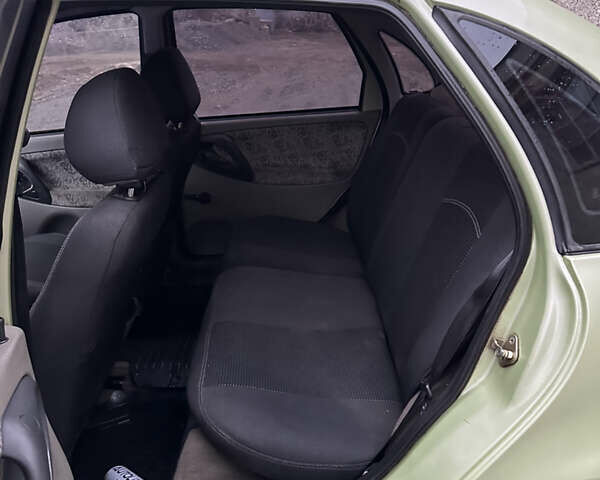 Зеленый ВАЗ Калина, объемом двигателя 1.6 л и пробегом 239 тыс. км за 1350 $, фото 24 на Automoto.ua