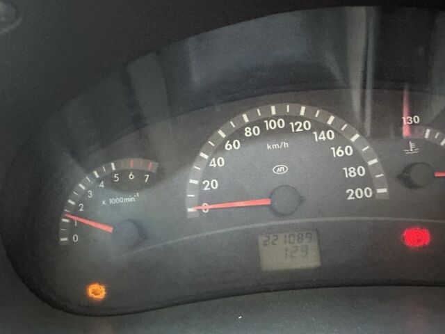 Зелений ВАЗ Калина, об'ємом двигуна 1.6 л та пробігом 221 тис. км за 1650 $, фото 6 на Automoto.ua