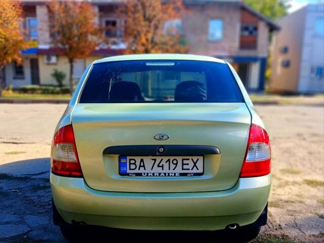 Зеленый ВАЗ Kalina, объемом двигателя 1.6 л и пробегом 160 тыс. км за 1550 $, фото 2 на Automoto.ua