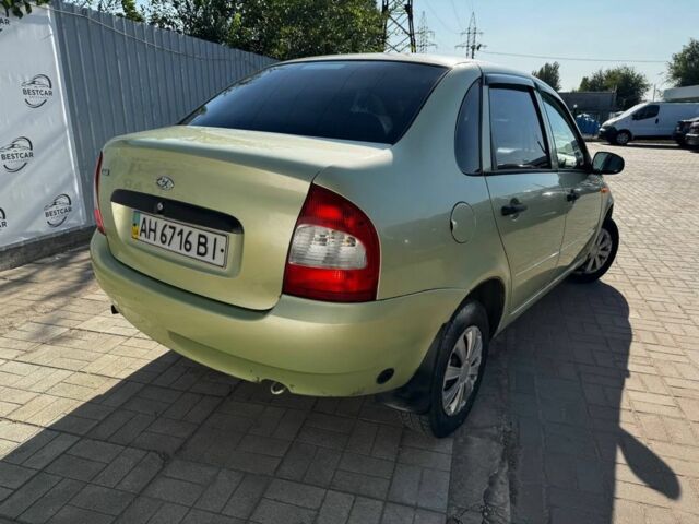 Зелений ВАЗ Калина, об'ємом двигуна 1.6 л та пробігом 150 тис. км за 1699 $, фото 2 на Automoto.ua