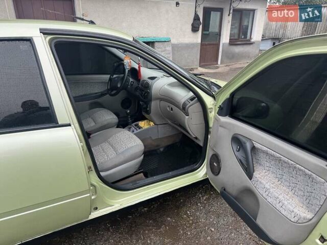 Зеленый ВАЗ Калина, объемом двигателя 1.6 л и пробегом 153 тыс. км за 1650 $, фото 14 на Automoto.ua