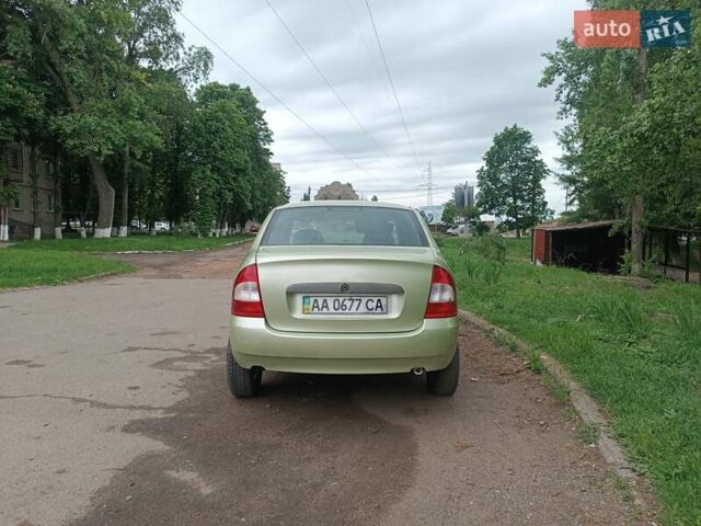 Зеленый ВАЗ Калина, объемом двигателя 1.6 л и пробегом 185 тыс. км за 1400 $, фото 11 на Automoto.ua